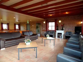 Big Holiday Home at 1 km From the North Sea Beach - Image 4