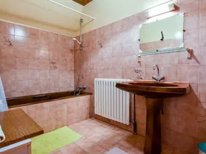 Cozy Holiday Home in Oradour With Private Garden - Image 2