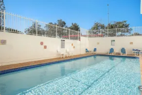 Suntower Holiday Apartments - Image 4
