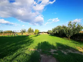 Pleasant Holiday Home in Gerona With Swimming Pool - Image 5