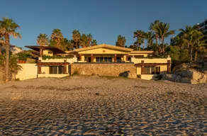 6 Bedroom Beachfront From $1600 per Night: Villa de la Playa - Image 4