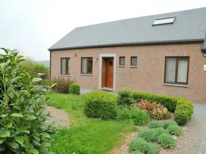 Bungalow in Peaceful Environment - Image 3