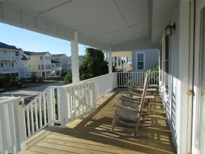 Yankee Traitor II - 4 Br Home - Image 3