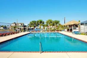 Beachfront Charm - Image 5