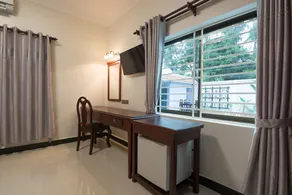 Angkor Indradevi Boutique - Image 4