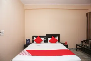 Hotel Krishna Greens By OYO Rooms - Image 5