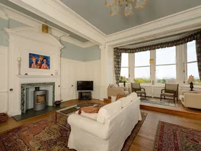 Cromwell Road - Image 5