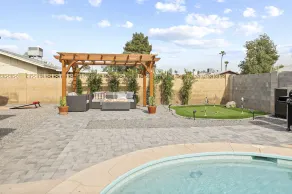 El Descanso in Meyer Park - Heated Pool - Image 3