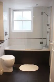 Urban Stay Abbotts Chambers Apartments - Image 3