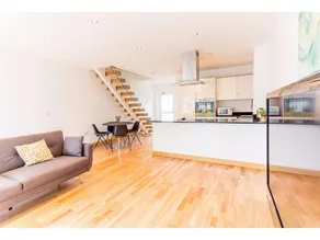 Gorgeous Flat for 6 in Central Cambridge - Image 2