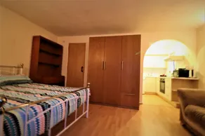 A Comfortable Studio on Pavillion Way Burnt Oak - Image 2