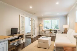 Updated and Modern Alameda 1 Bedroom - Image 2