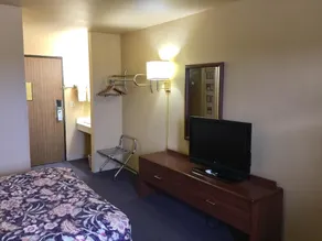 Atlanta Inn - Image 3