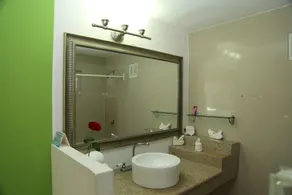 Bed & Beach & Fun Cancun Hostal - Image 5