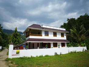 Hotel Le Grand by OYO Rooms - Image 5