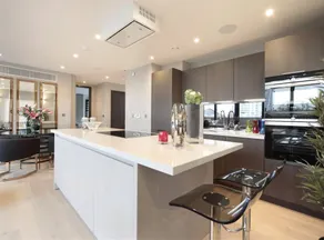 Luxury Penthouse London - Image 2