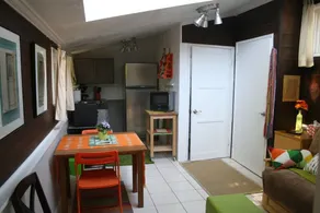 Private, quiet, and accommodating Guest House - Image 5