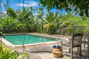 Your Luxury Escape - Cedar View - Image 3