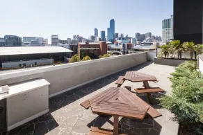 PIPER, 1BDR Southbank Apartment - Image 3
