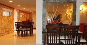 Two Turtles Inn - Image 2