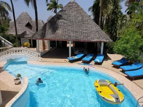 Room in Guest room - Kivuliii villa cottage we are located opposite lantana Gaul hotel - Image 5