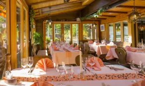 Typically Swiss Hotel Tascherhof - Image 4