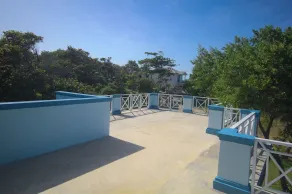 Cottage On The Ocean - Image 2