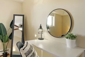 Charming 1BR Apt in Arlington Heights - Image 3