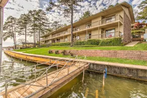 Long Island Lake Resort - Image 3