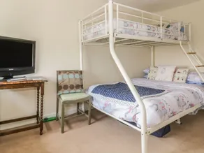 28 Stone Cottage - Image 3