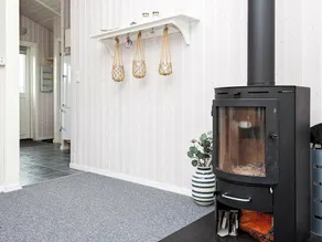 Beautiful Holiday Home Near Juelsminde With Sauna - Image 3
