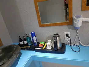 Cloud 9 Hotel - Image 5
