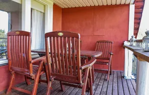 2 Bedroom Accommodation in Vetlanda - Image 4