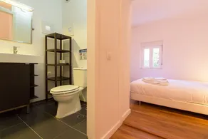 Typical Tailor Made Flat in Central Graca - Image 3