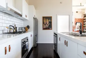 Stylish Warehouse Conversion In The Heart of Fitzroy - Image 5