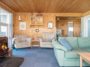 Peaceful Holiday Home in Henne Jutland With Sauna - Image 2