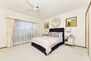 One Mile Mansion - Image 3