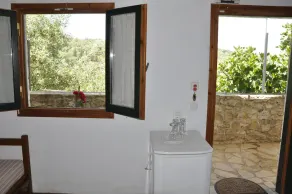 Adamantia Hotel - Image 5