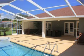 Villa Florida - Comfort - 4 Bedroom - Image 3