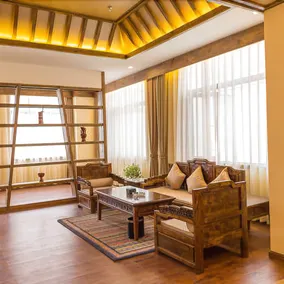 Tibet Shellong Manor Hotel - Image 5