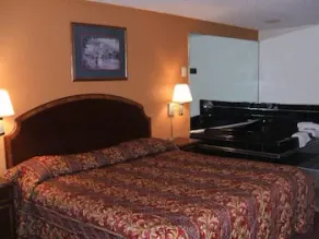 A Victory Inn & Suites Detroit - Image 4
