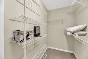 Beautiful 3BR Suburban House - Image 3