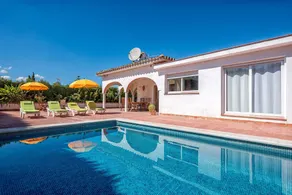 Villa Rosa de Sierrezuela by Rafleys - Image 2