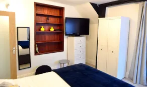 Stunning Butterfly Cottage - Image 2