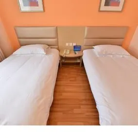 Grace Inn Daxing Guanyin Temple Branch - Image 2