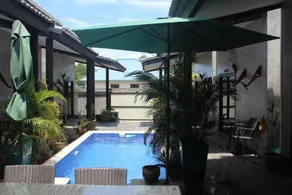 The Beach House Bungalows - Image 3