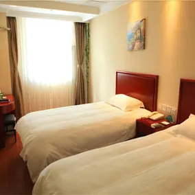 Dongfang Ruiji Business Hotel (Shenyang Station Tiexi Square Subway Station) - Image 5
