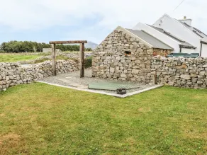 The Cottage - Image 4