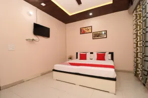 New Life By OYO Rooms - Image 2