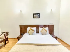 Sector 31 Noida - Image 2
